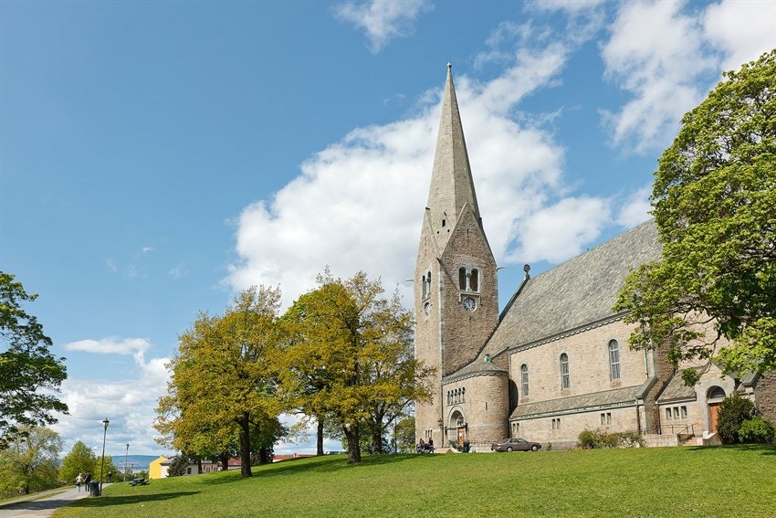 Vålerenga kirke ligger i nærområdet. Galleribilde