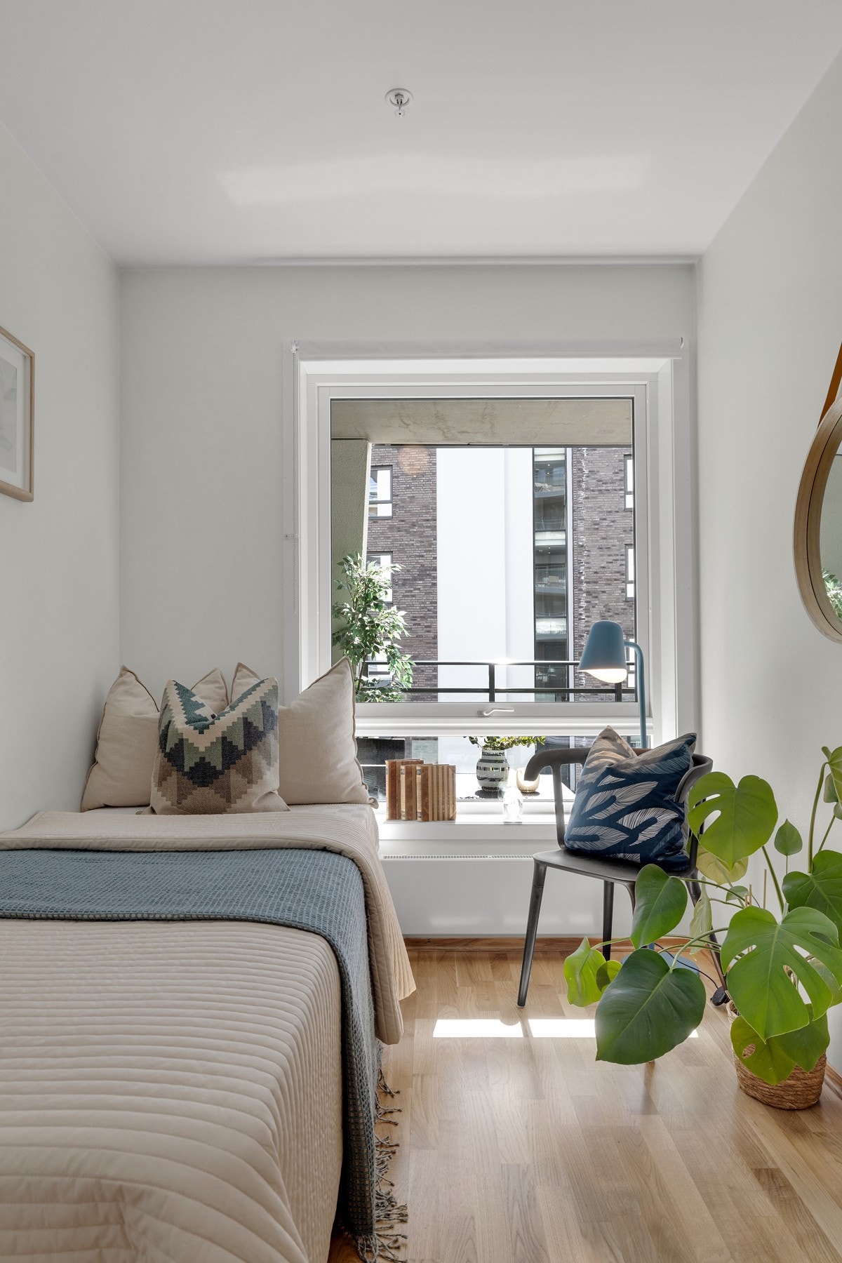 Soverommet passer ypperlig som gjesterom, barnerom eller som kontor - alt etter ønske og behov Galleribilde