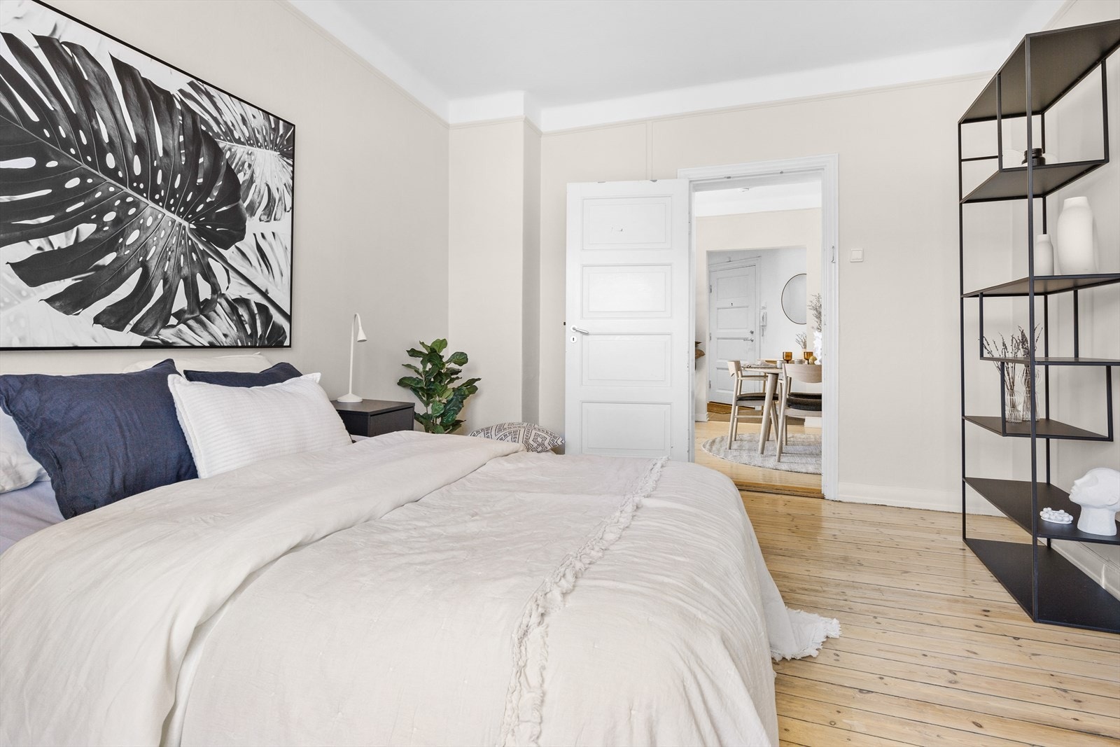 Soverom II - Leilighetens andre soverom er av meget god størrelse. Galleribilde