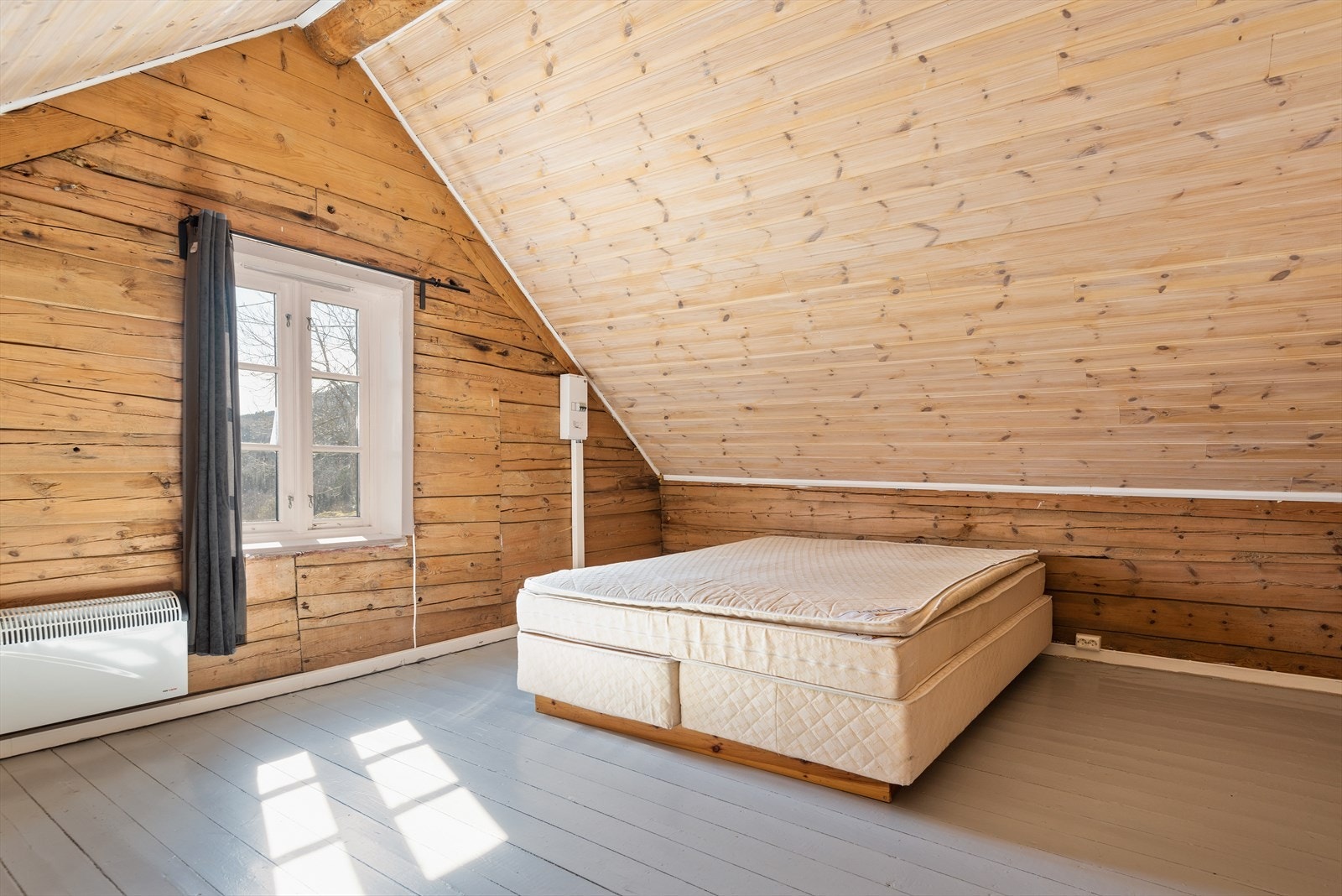 Soverom 1 på loft Galleribilde