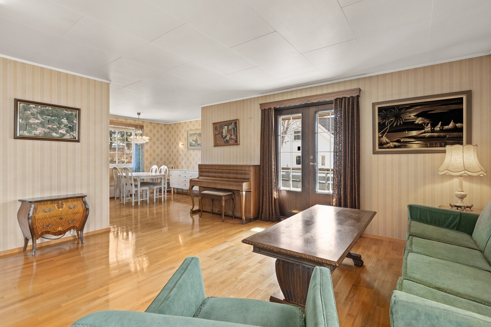 Stuen sett mot spisestuen Galleribilde