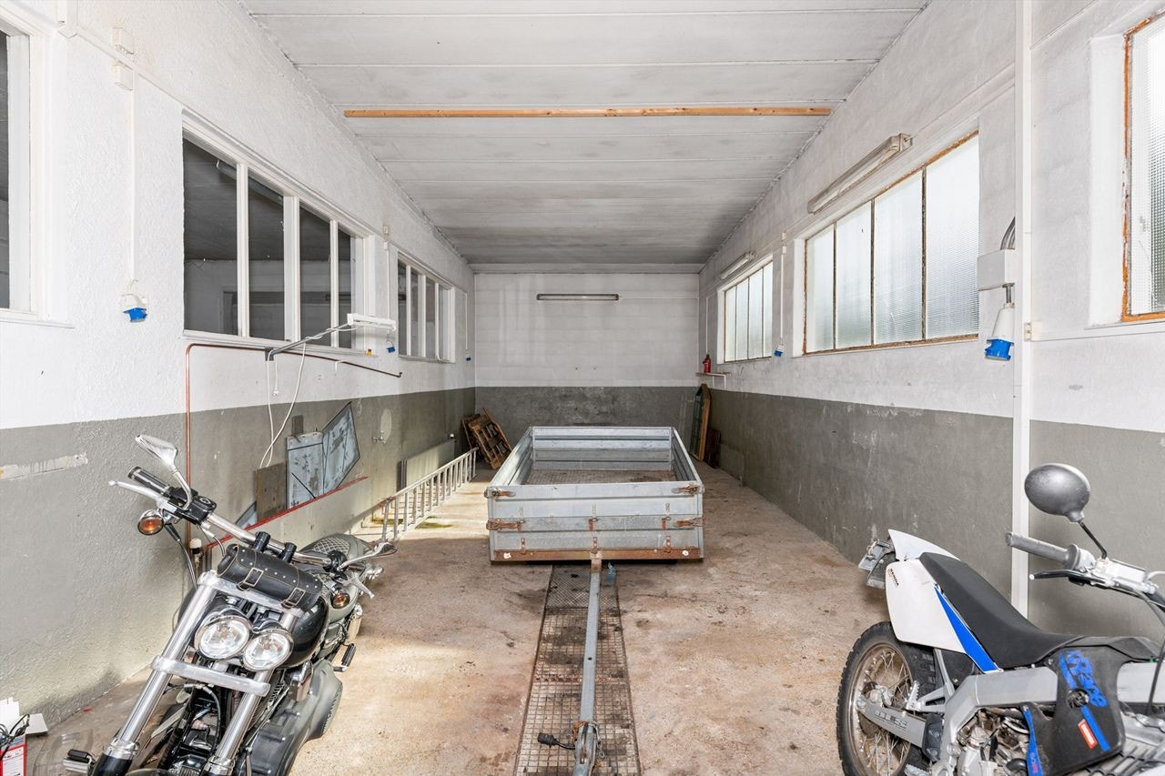 Verksted/vaskehall Galleribilde