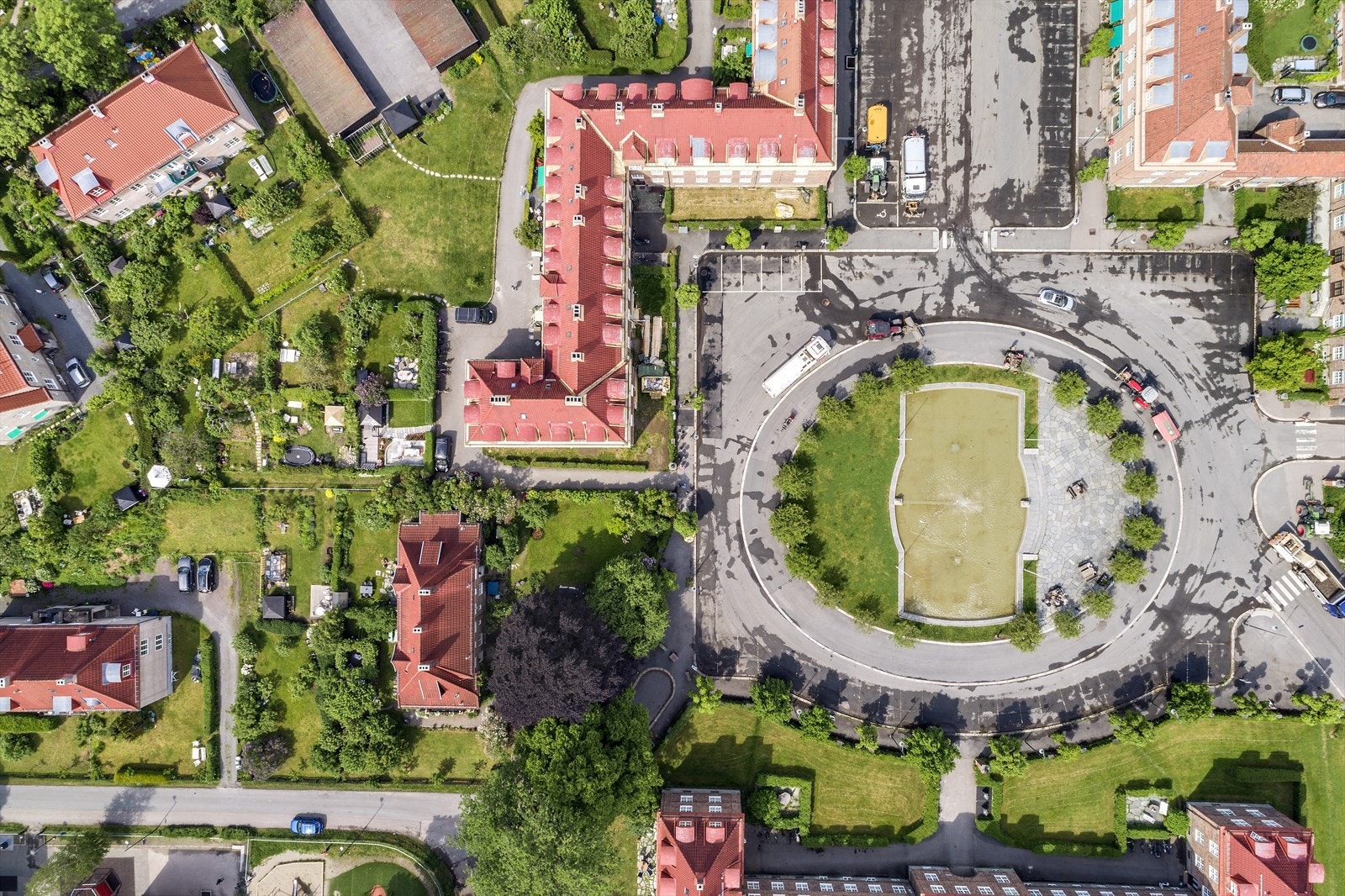 Ullevål Hageby er landets største, mest varierte og sammensatte hagebyanlegg med høy arkitektonisk kvalitet. Galleribilde