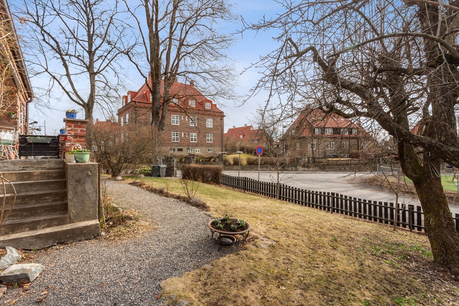 Sjelden og unik mulighet til å sikre seg en av de største og mest karakteristiske/særpregede enhetene i Hagebyen. Galleribilde
