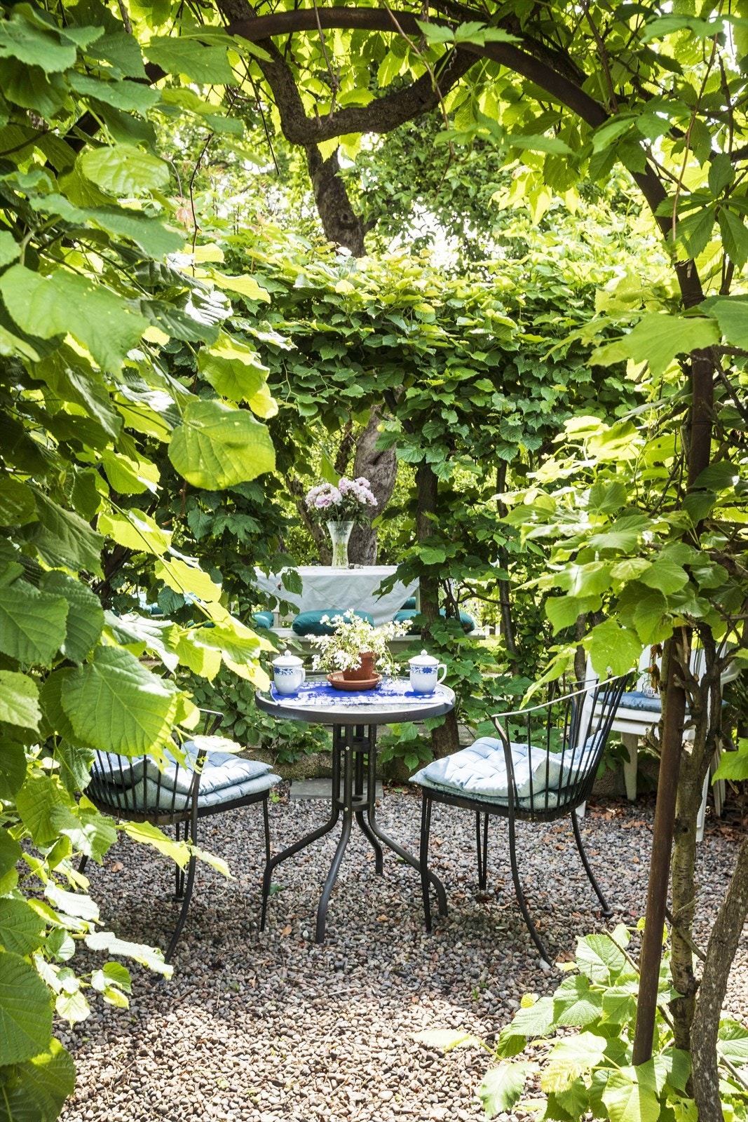 Romantisk hagebyidyll Galleribilde