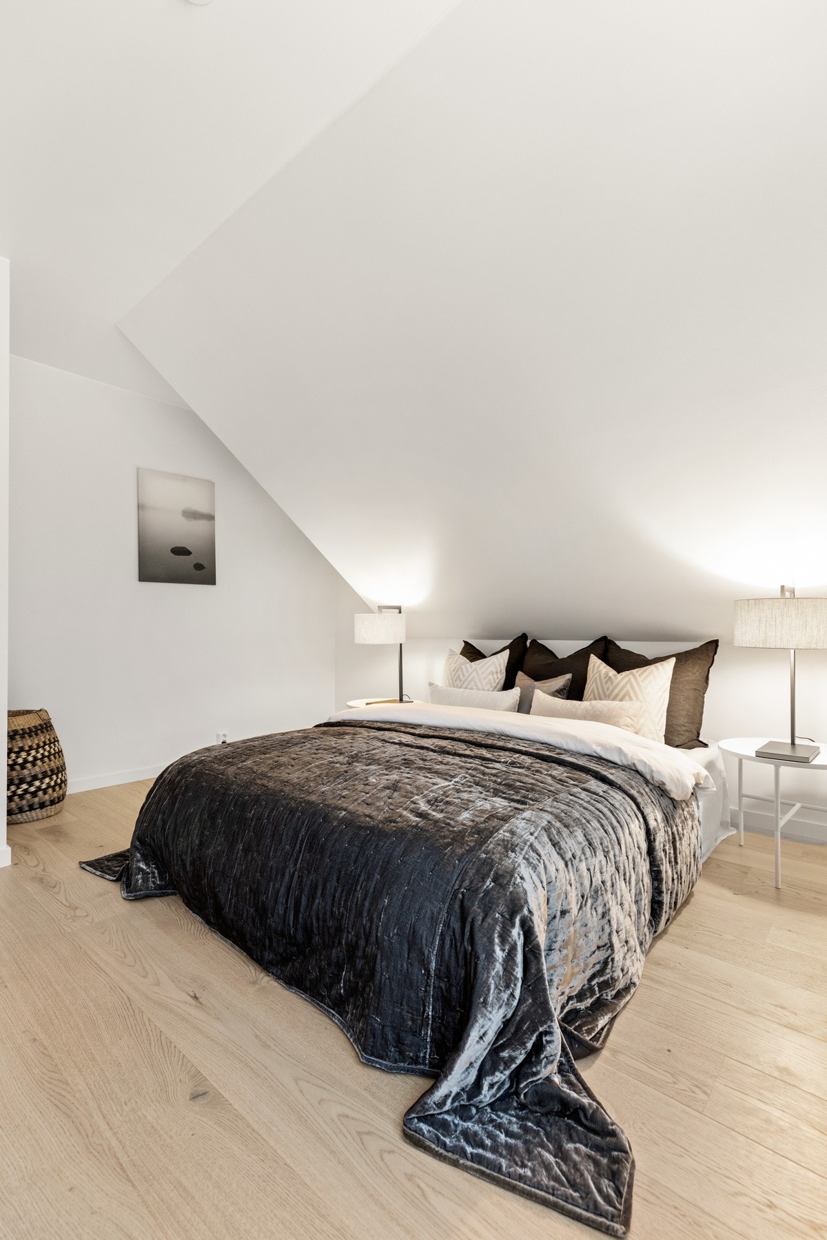 Boligen inneholder tilsammen fire soverom. Galleribilde