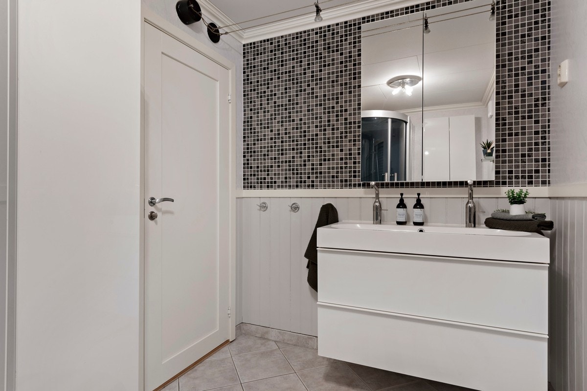 Her slipper du å fryse på fotene, da det er installert varmekabler i gulv. Galleribilde