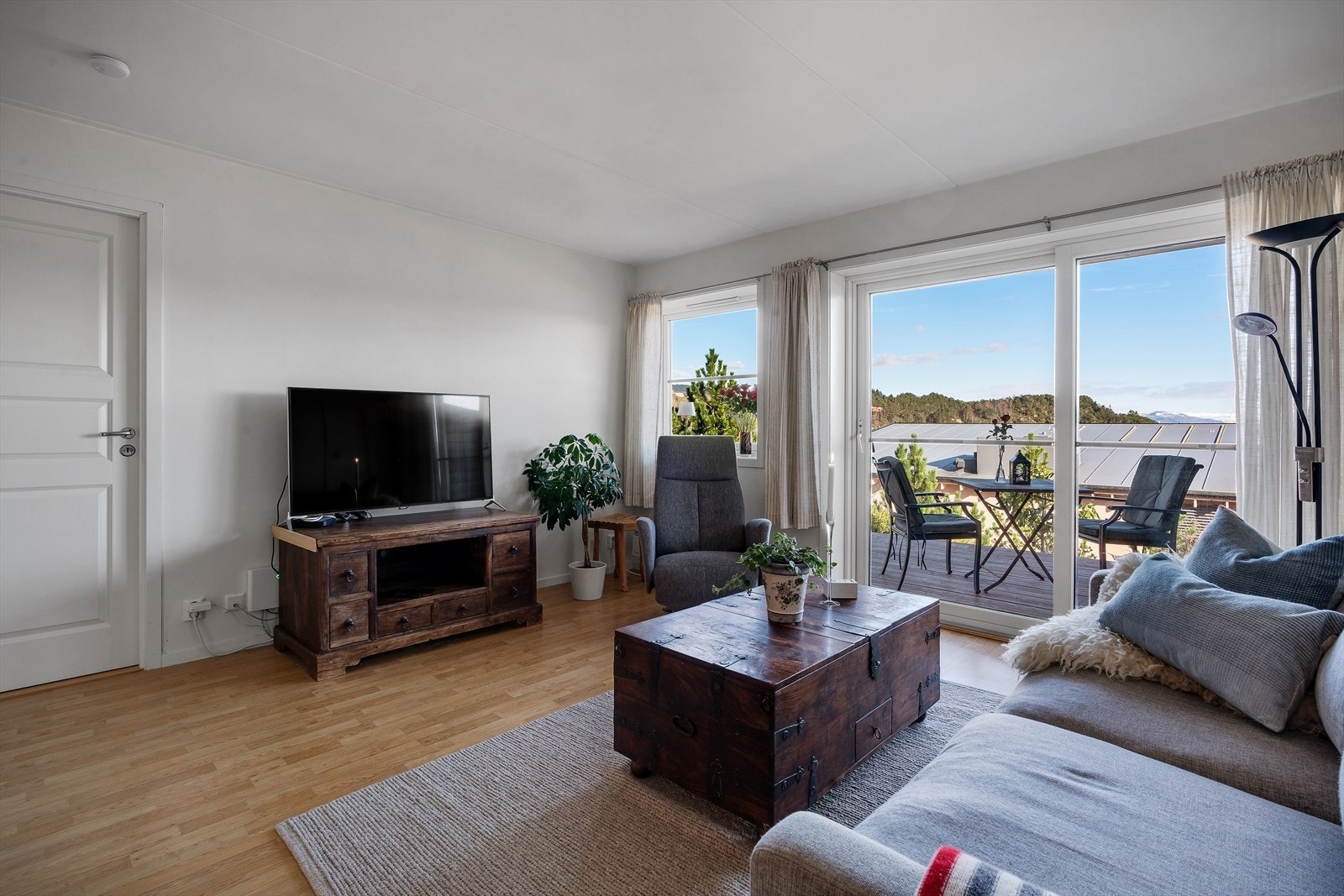 - Grunnpakke tv/internett er inkludert i felleskostnadene - Galleribilde