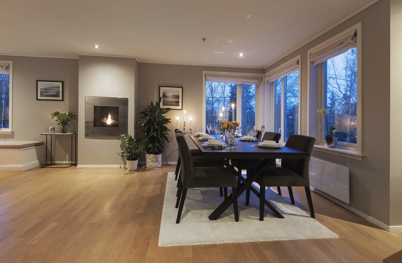 Stemningsbilde spisestue. Galleribilde