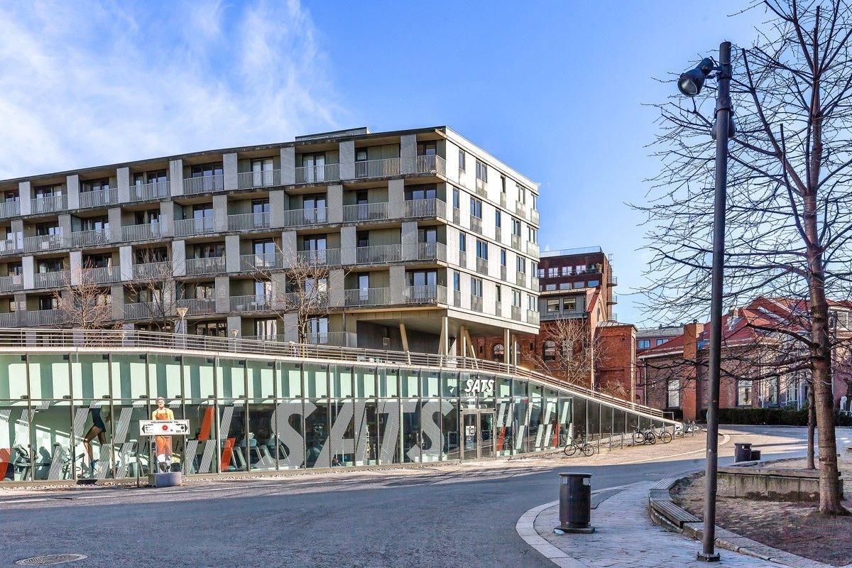 2 minutters gange til SATS på Schous plass. Galleribilde