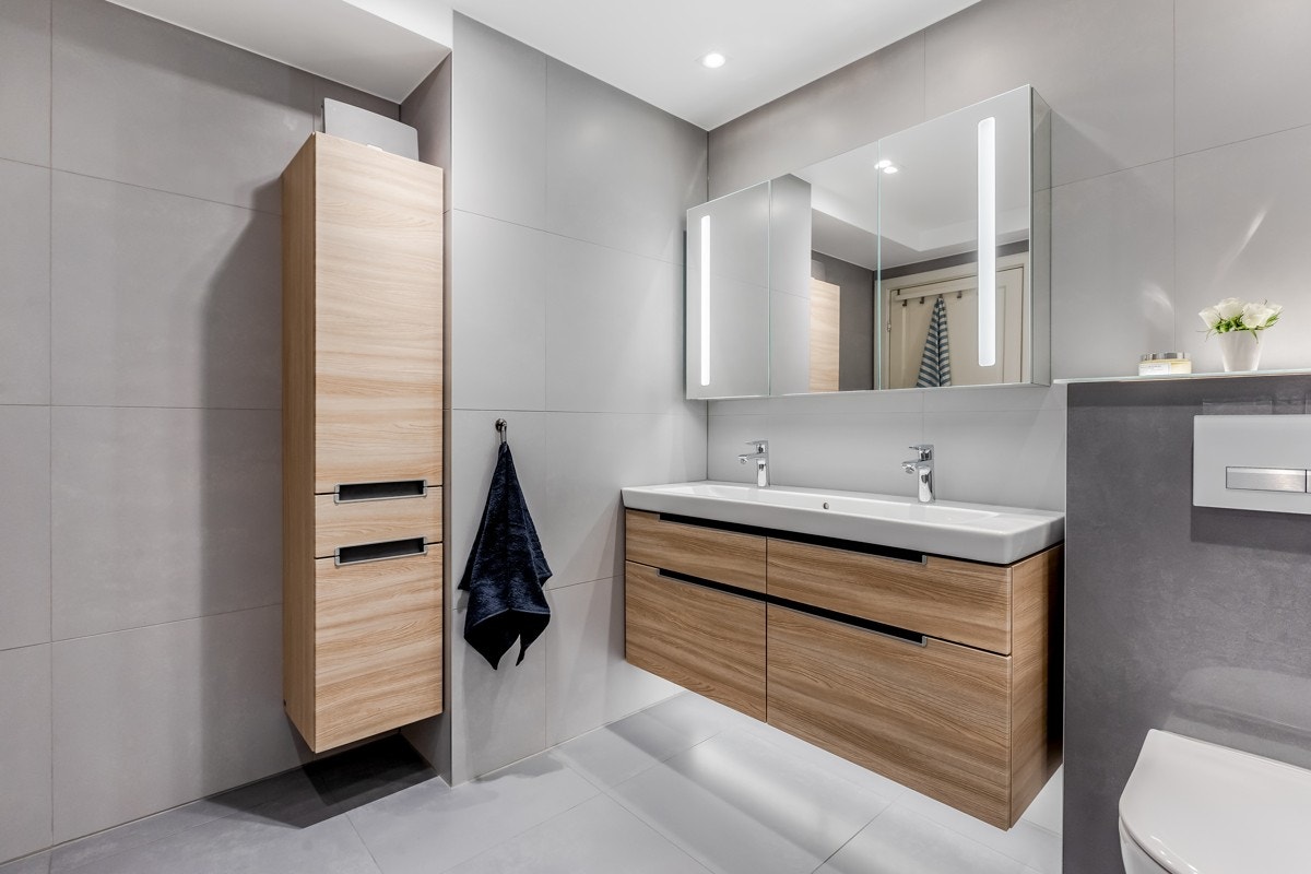 I tillegg til badet er det sep. wc i 2. etg. Galleribilde