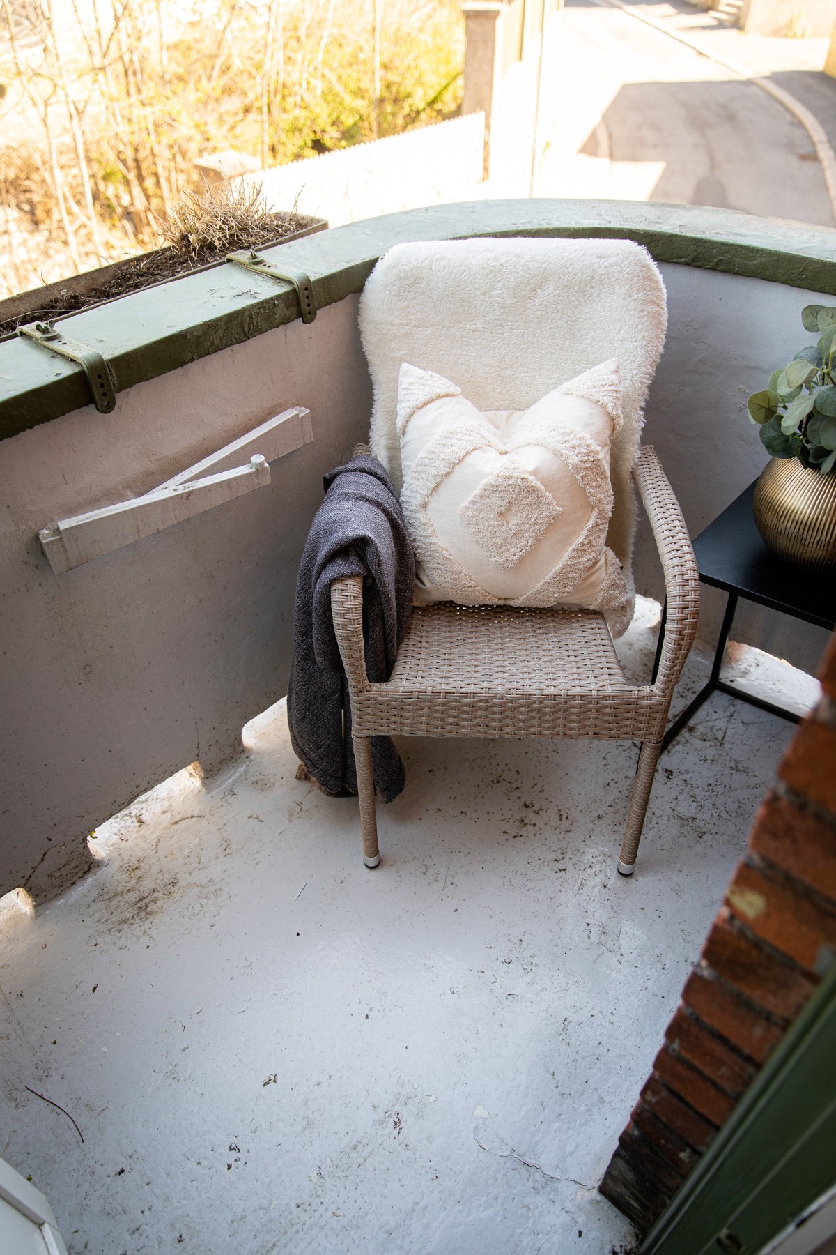 Her kan du nyte morgenkaffen i hyggelige omgivelser. Galleribilde