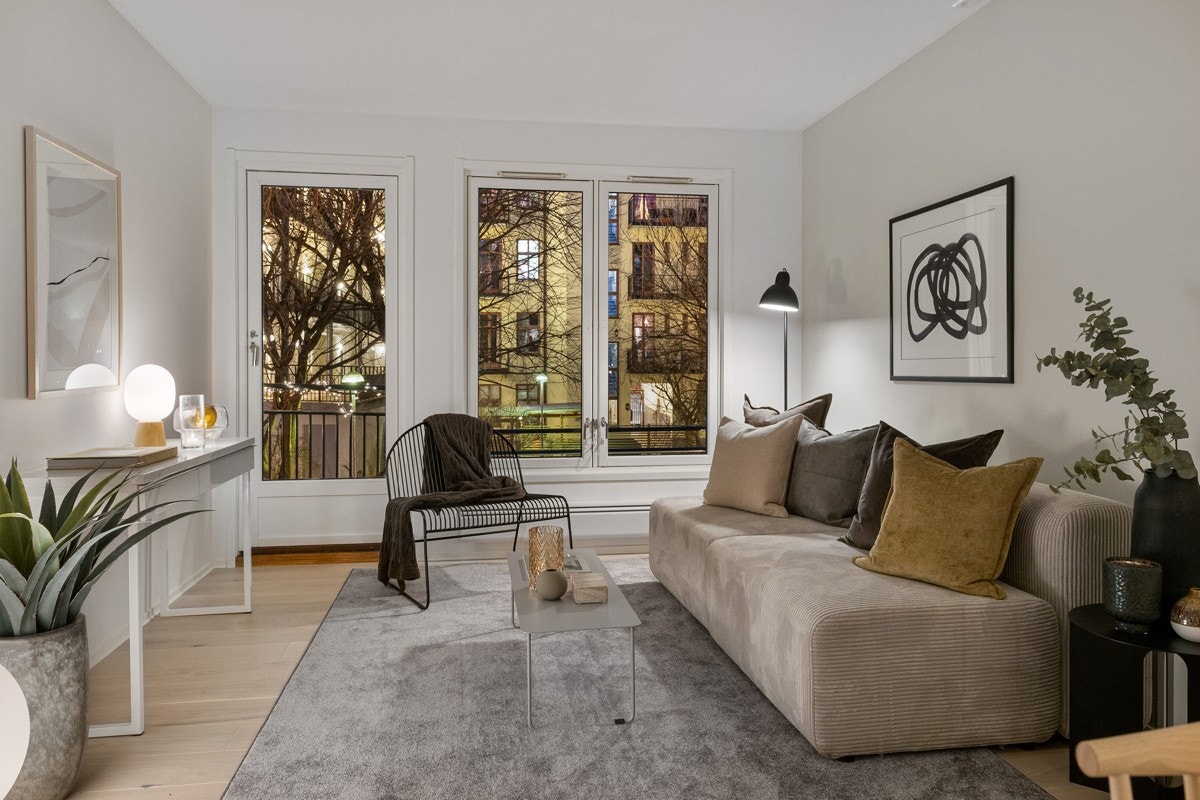 Stuen er et flott oppholdsrom som innbyr til sosialt samvær. Galleribilde