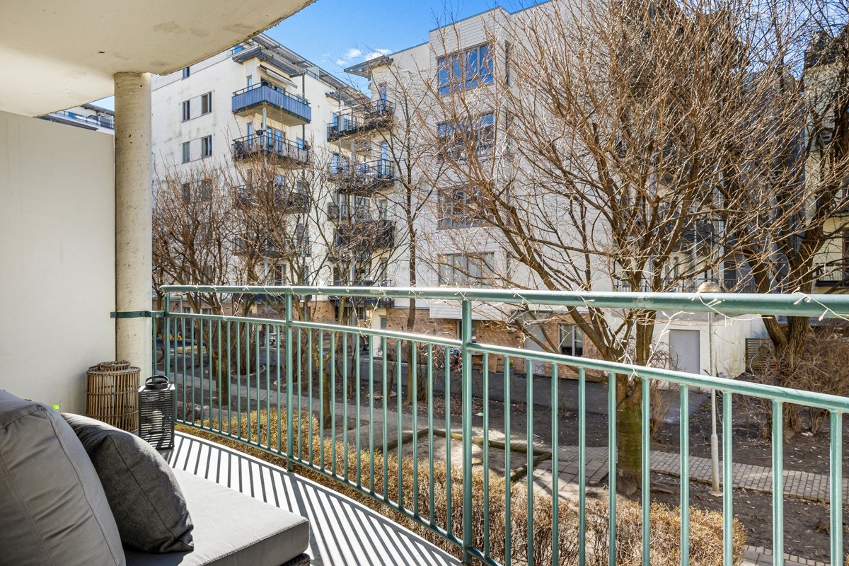 Balkongen er en flott forlengelse av stuen. Galleribilde