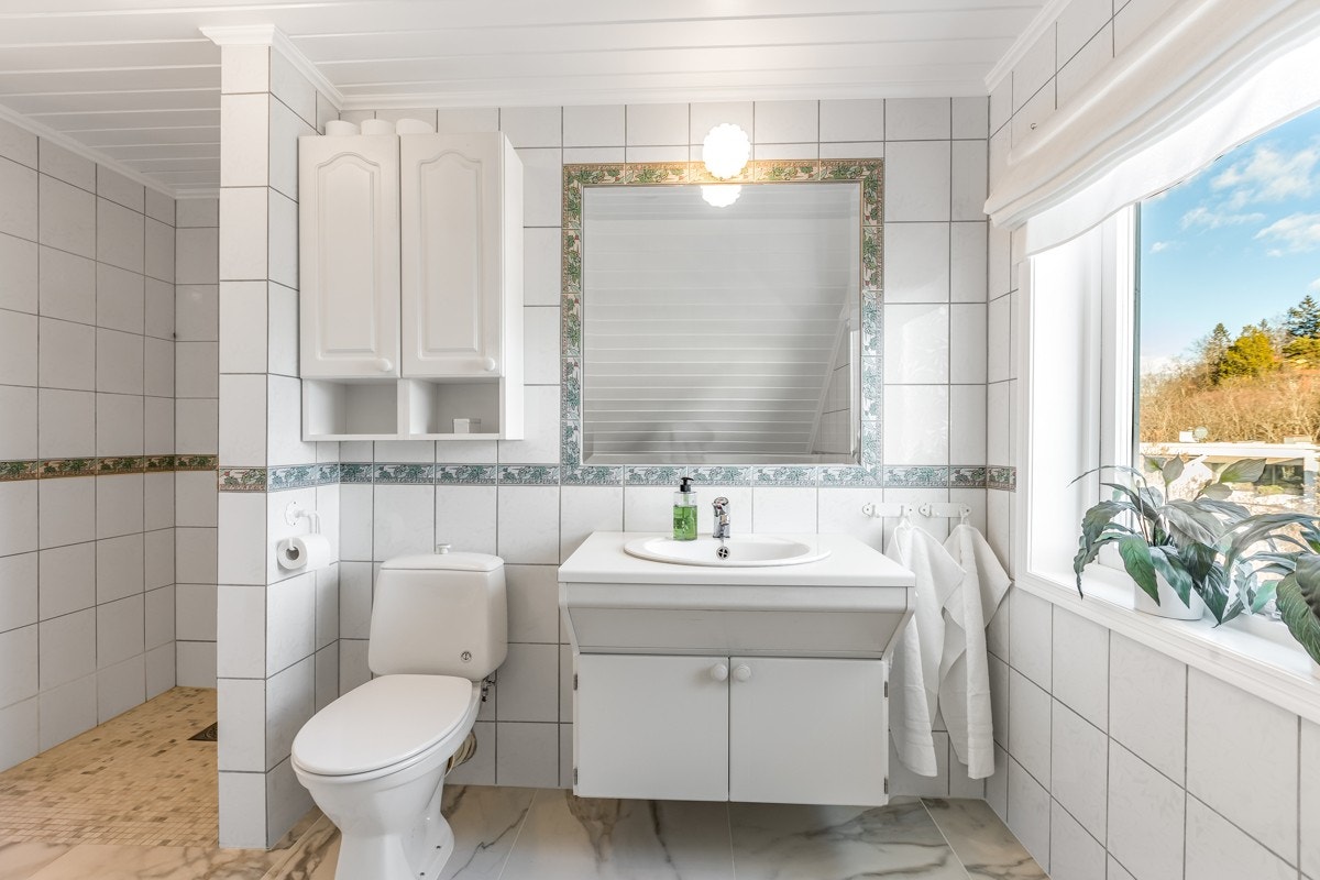 2. etasje - Lyst og delikat bad. Galleribilde