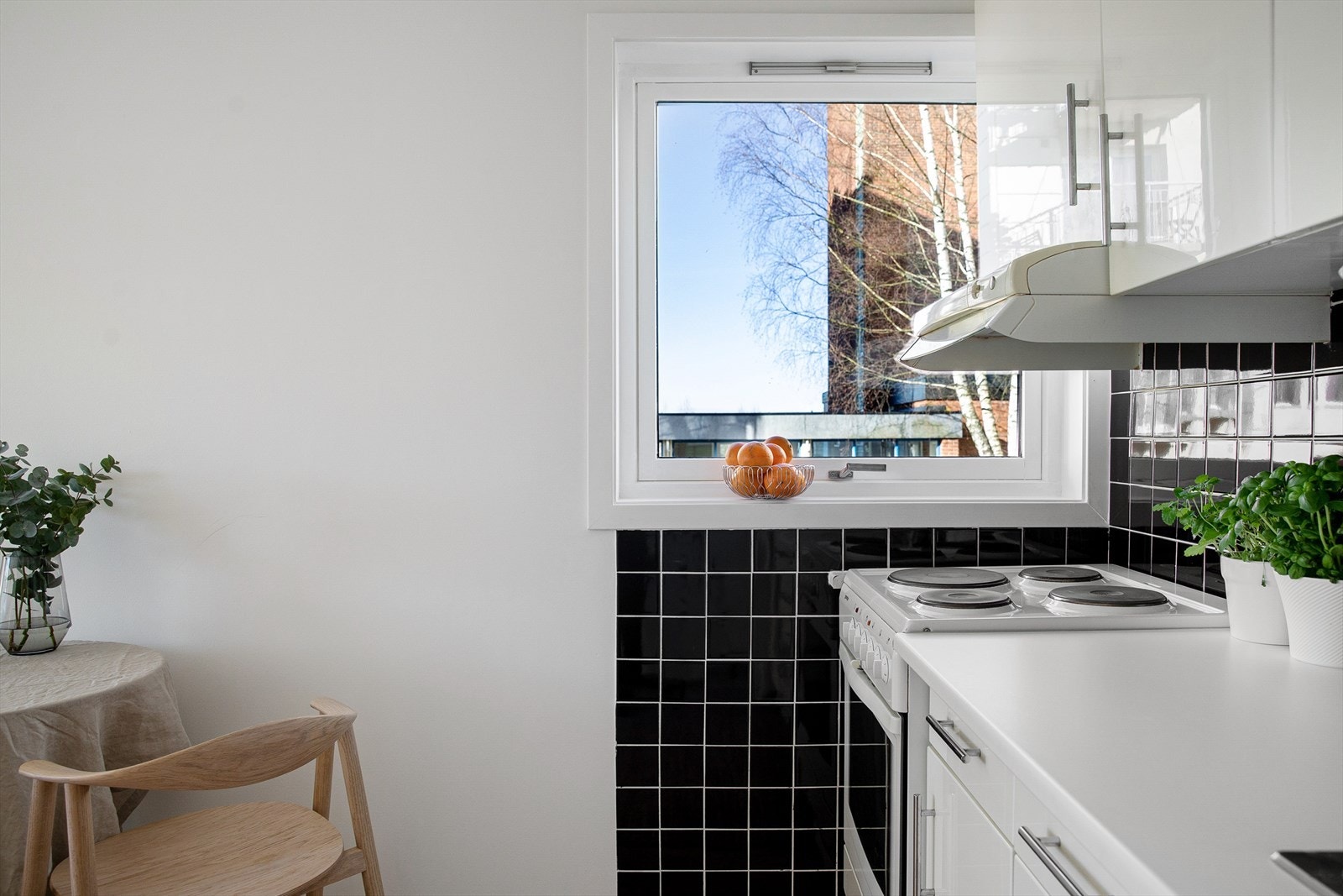 Hyggelig utsyn fra vinduet Galleribilde