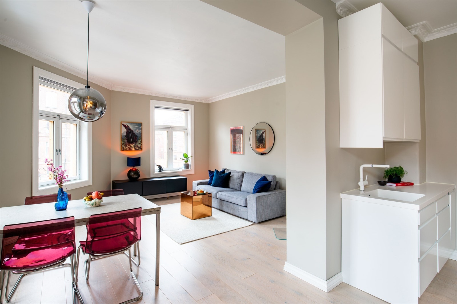 Store lyskilder fra klassiske vinduer Galleribilde