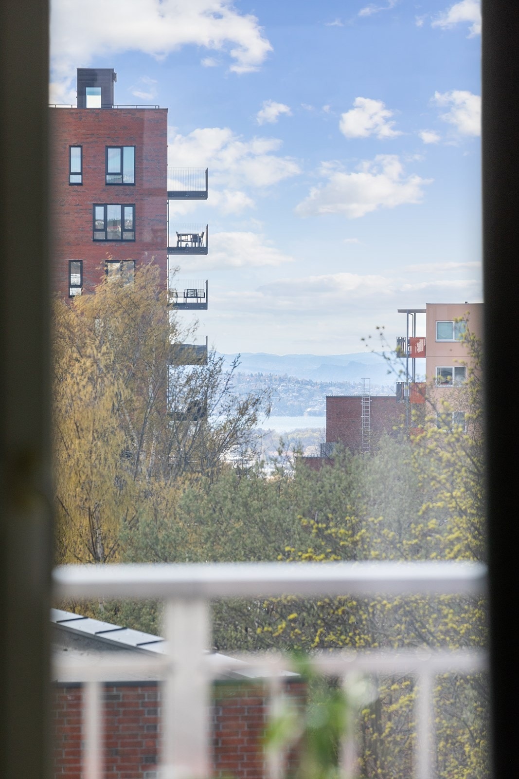 Utsikt fra stuen. Galleribilde