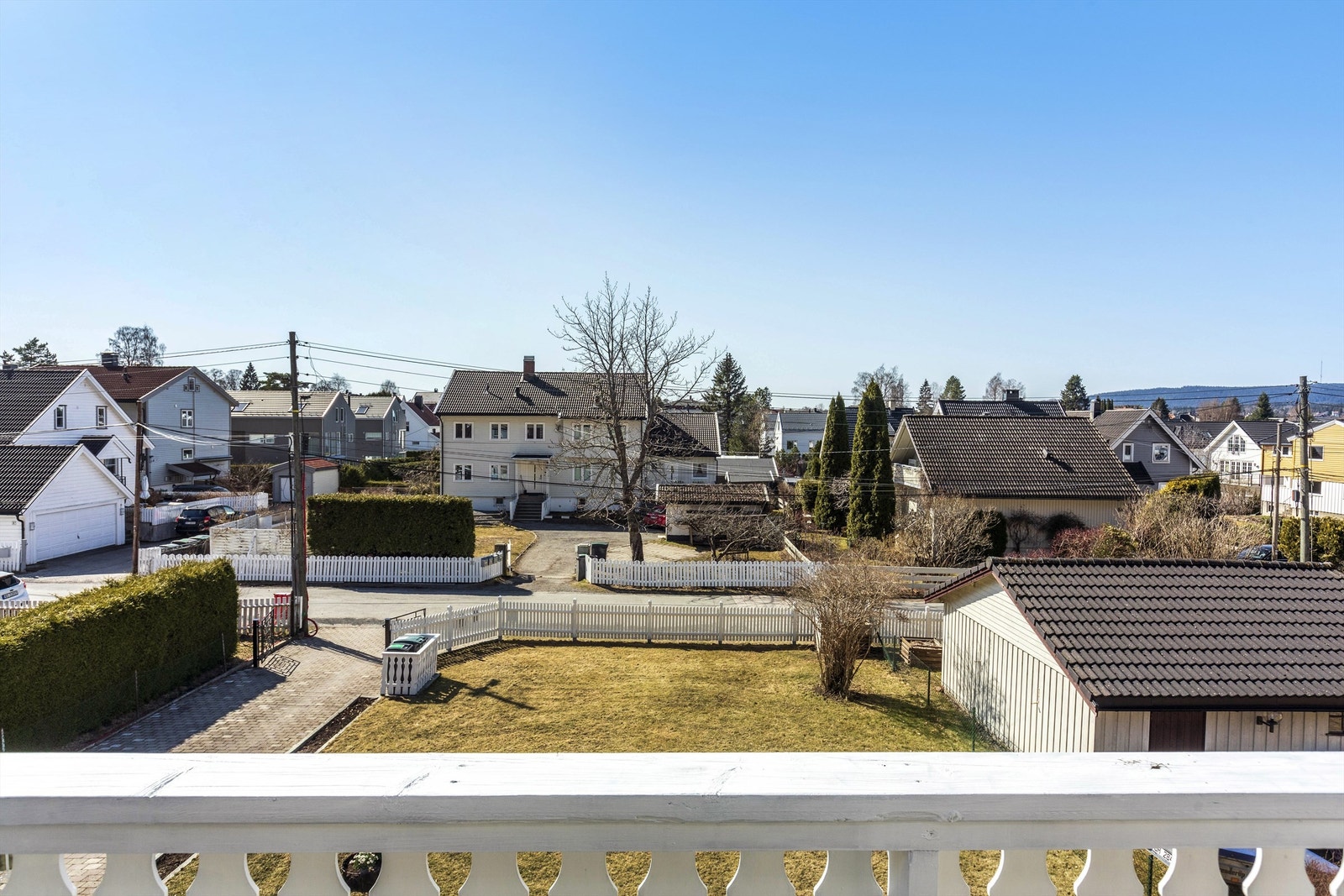 Utsyn over nabolaget. Revefaret er en rolig gate uten gjennomgangstrafikk Galleribilde