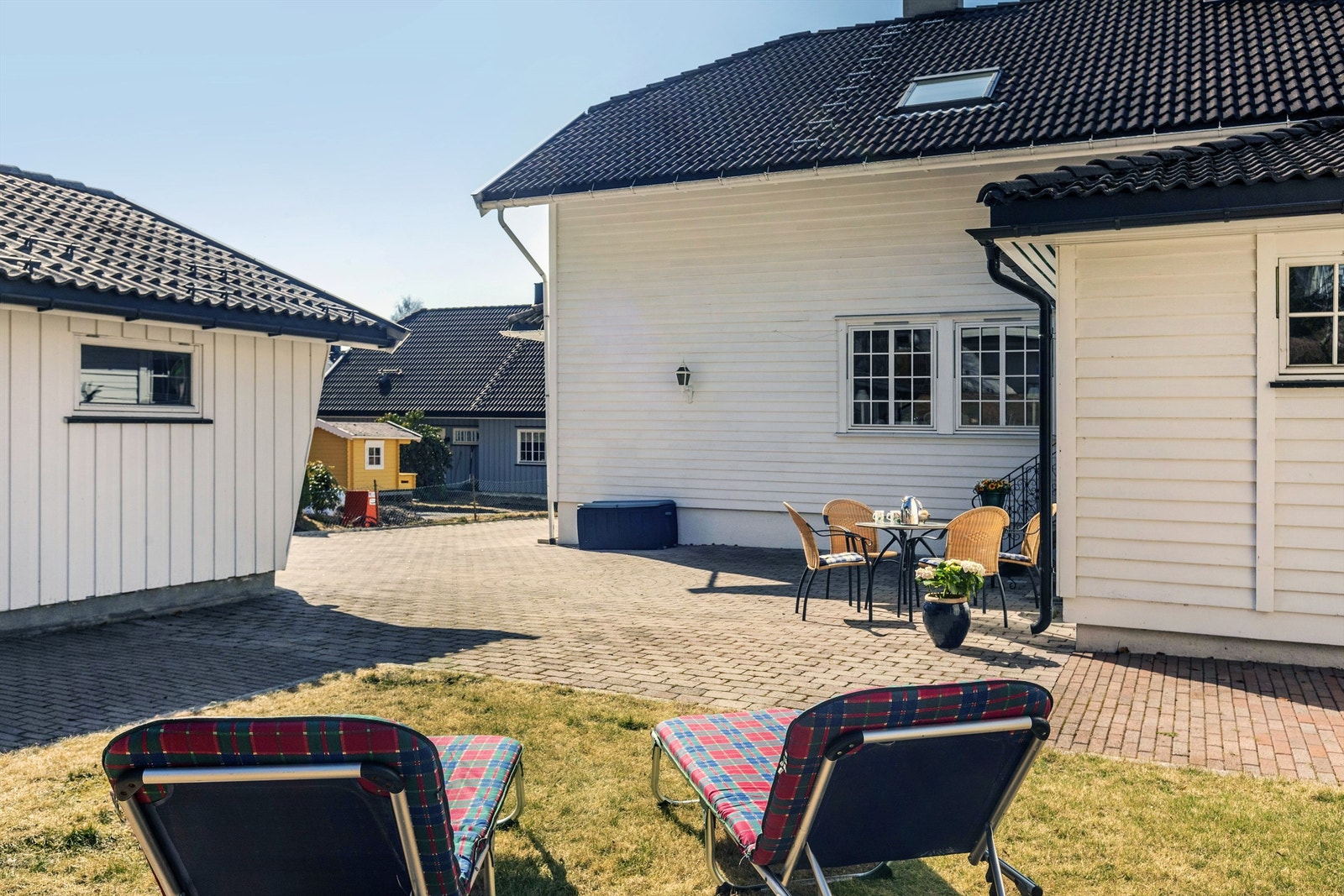 Uteplass Galleribilde