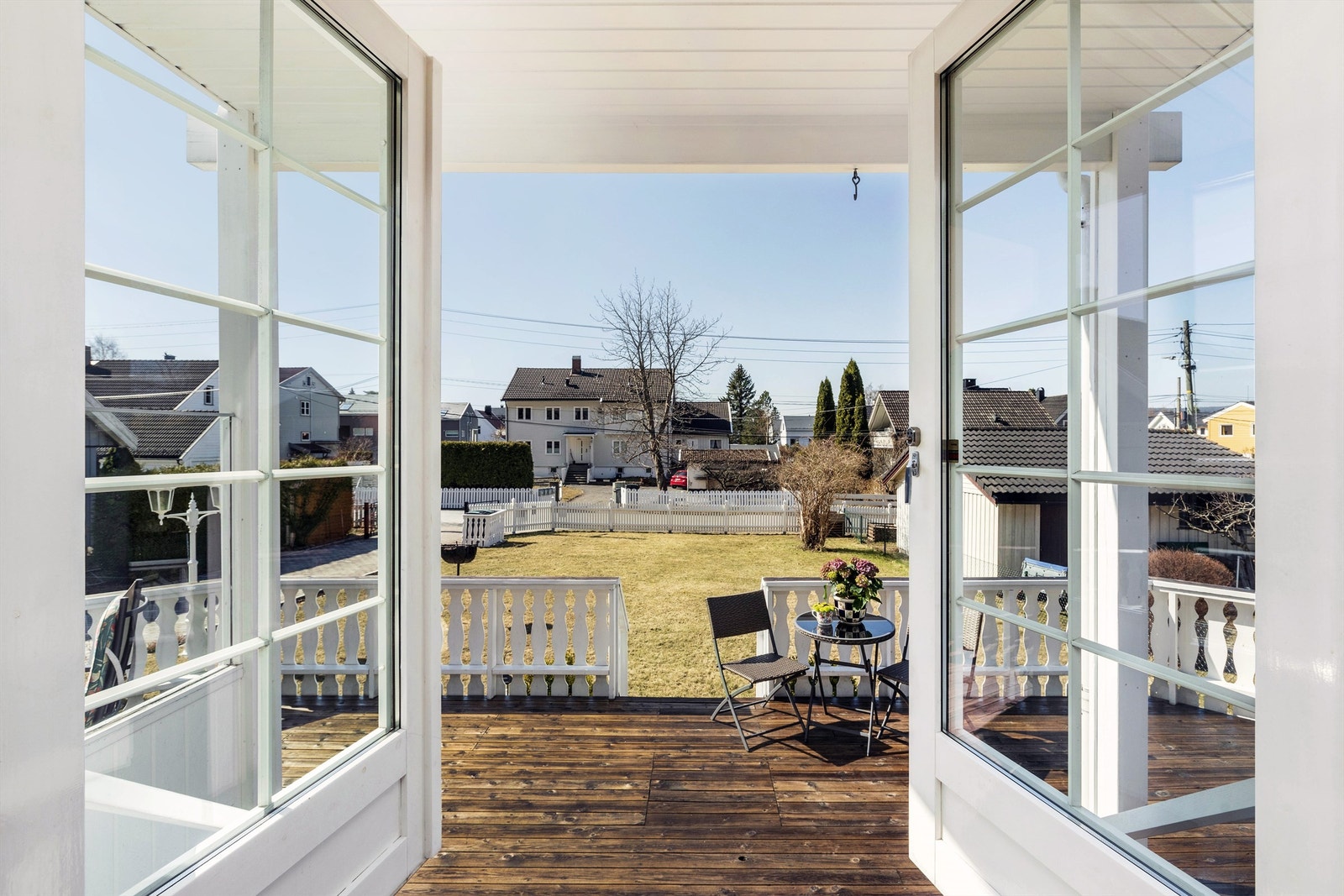 Hagen er vestvendt og har meget gode solforhold Galleribilde