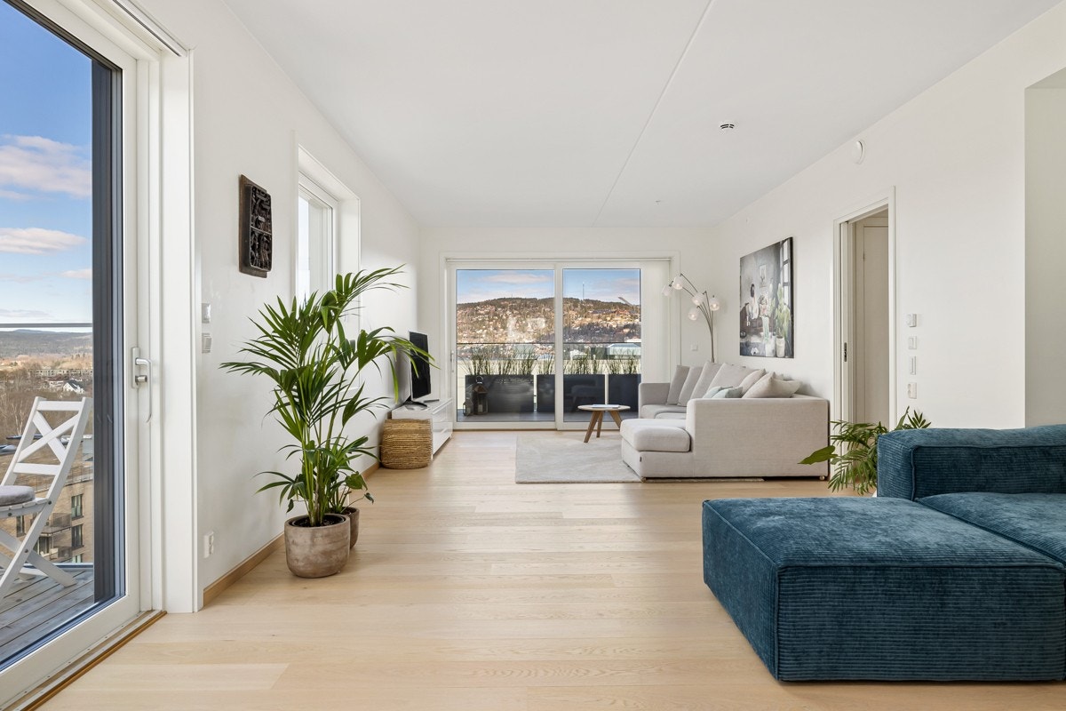 Fra stue mot balkong Galleribilde