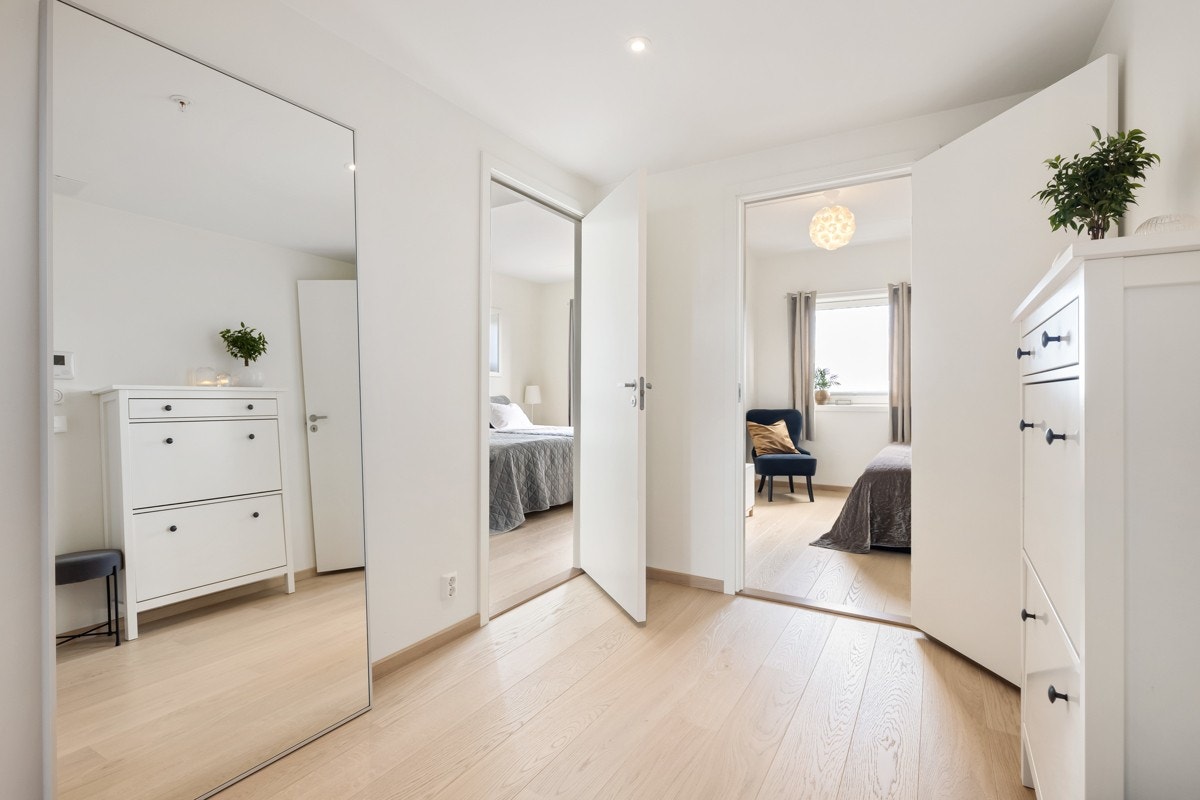 Entré/gang mot soverom Galleribilde