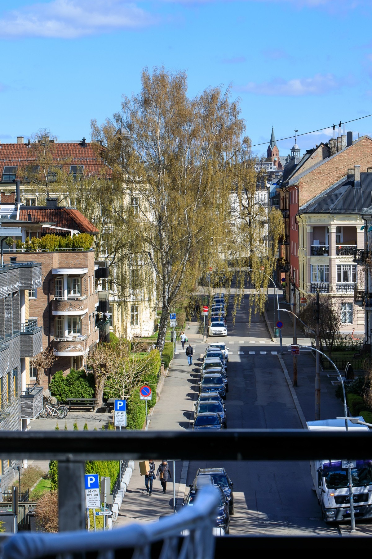 Flott utsyn ned Jacob Aalls gate Galleribilde