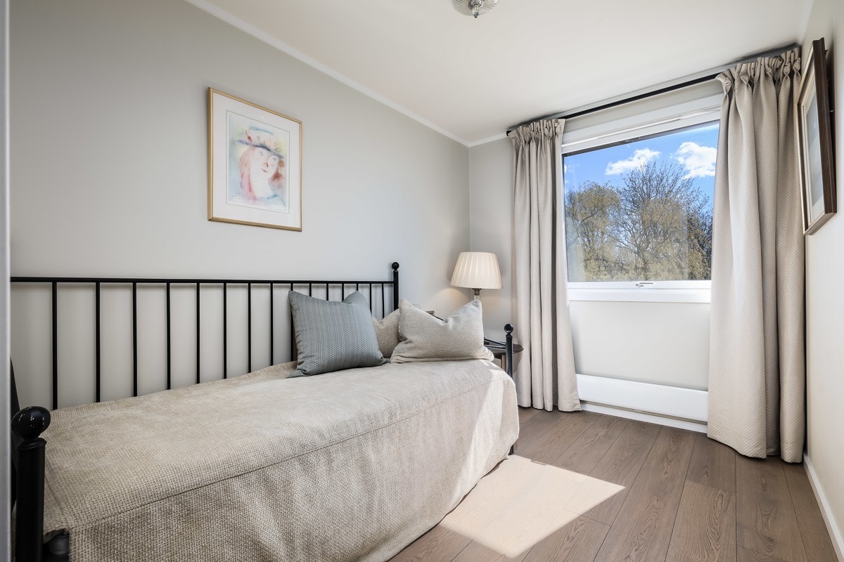 Romslig soverom II Galleribilde