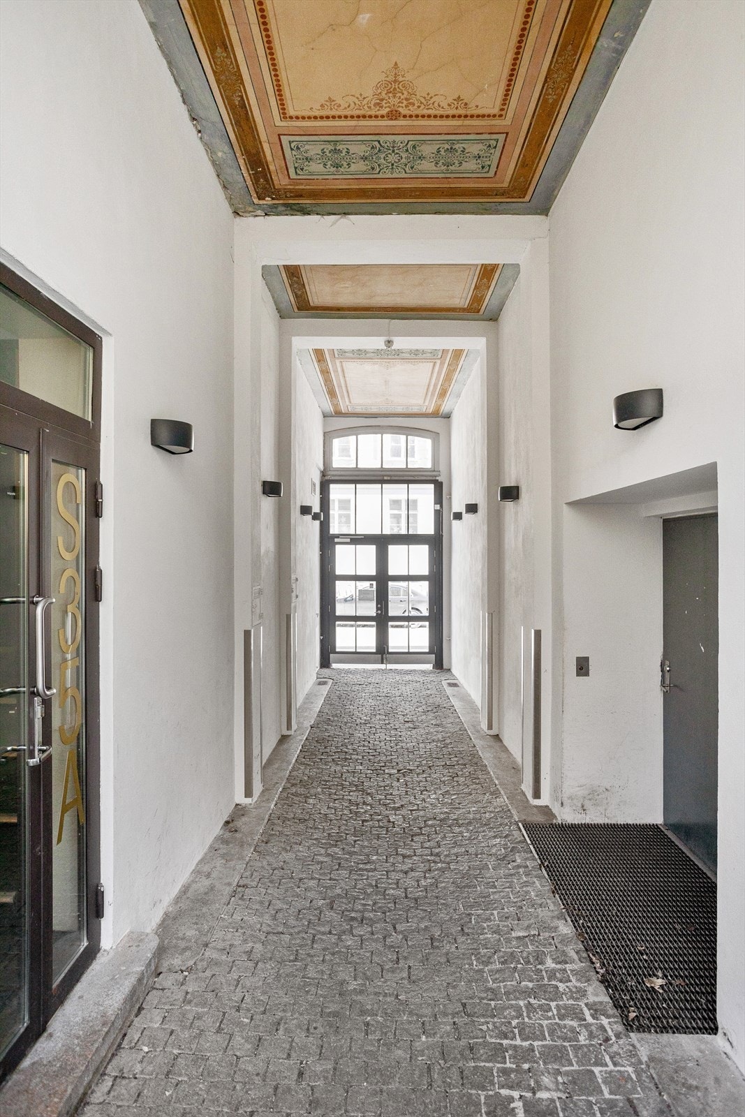 Inngangsparti Galleribilde