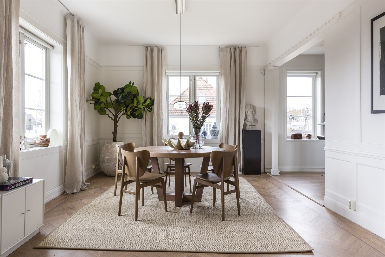 Boligen er oppgradert med høye kvaliteter. Galleribilde