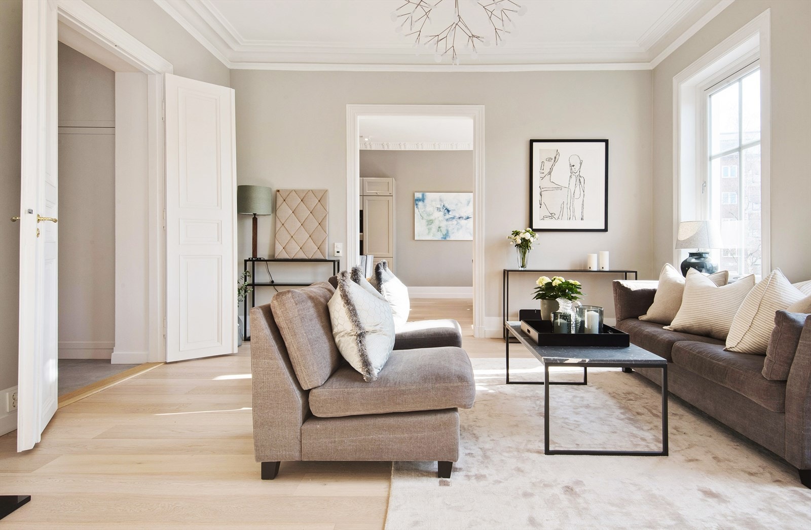 Lekker og nyrenovert (2019) selveier beliggende flott til på Briskeby. Galleribilde