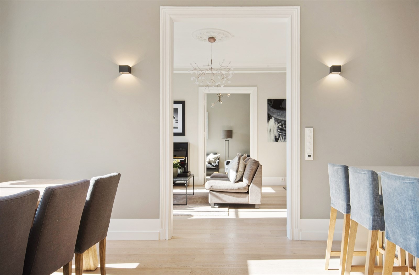 3 lekre oppholdsrom på rad med flere ulike soner. Galleribilde