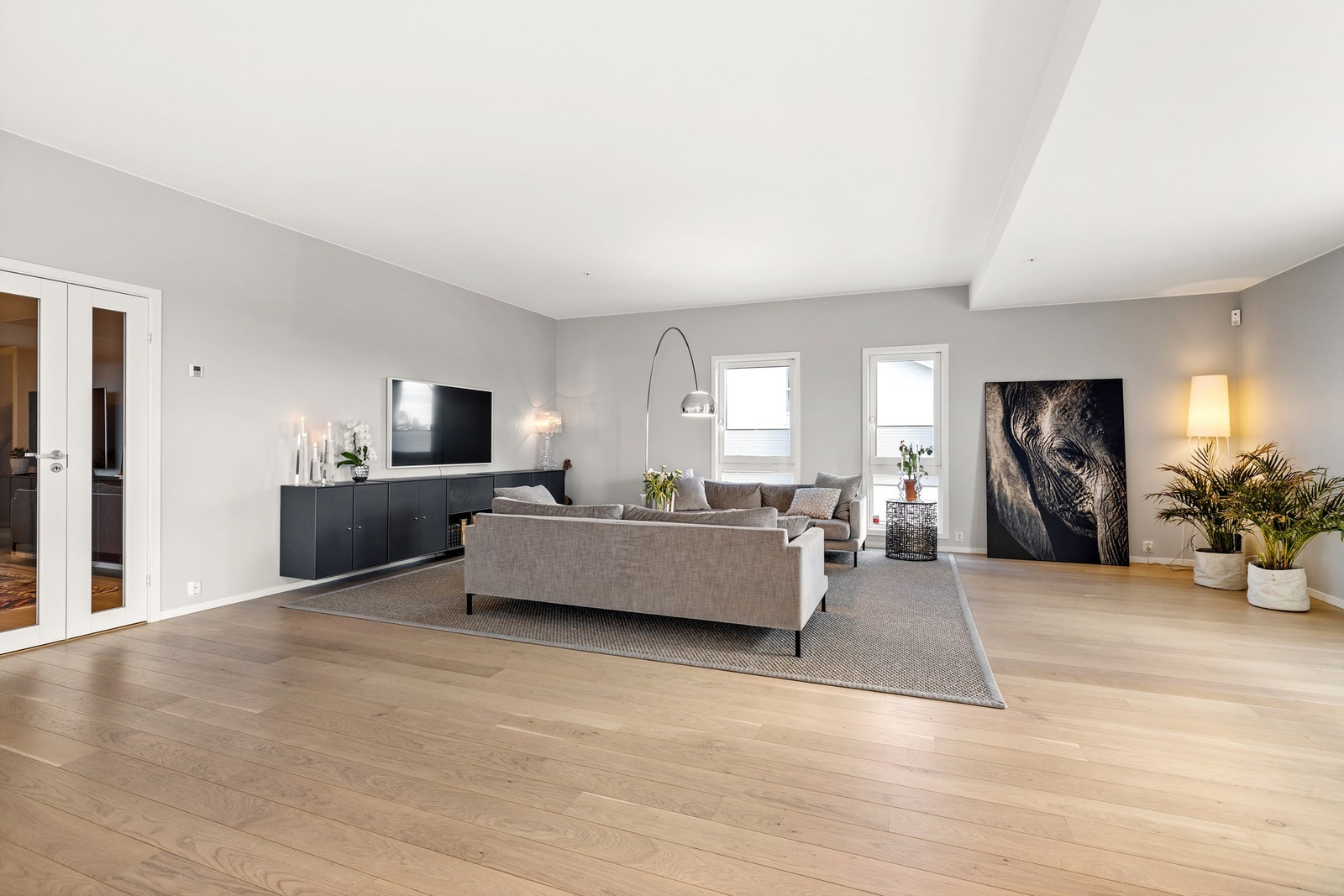 Bare stuedelen er på ca 50 kvm Galleribilde