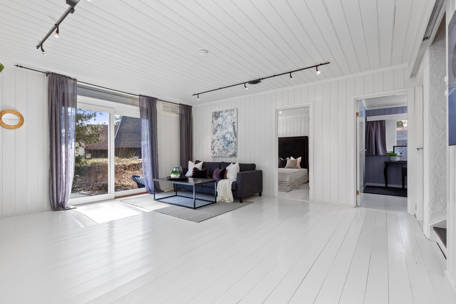 Kjellerstue. God plass til møblering. Galleribilde