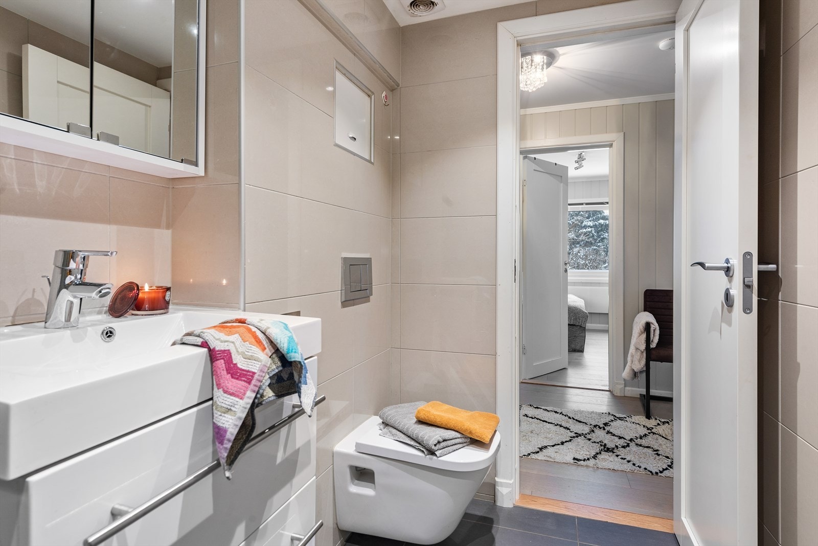 Bad i 1 etasjen. Galleribilde