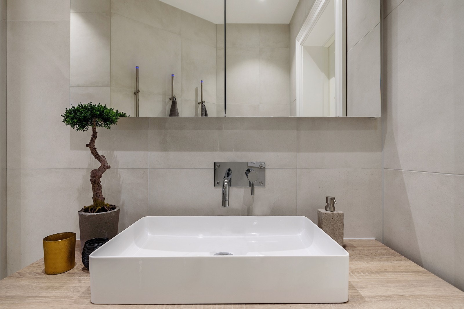 Detalj bad Galleribilde