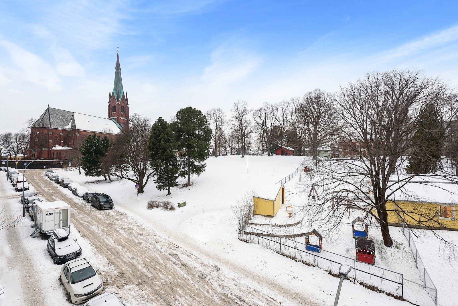 Utsyn fra soverom 2 og stue Galleribilde