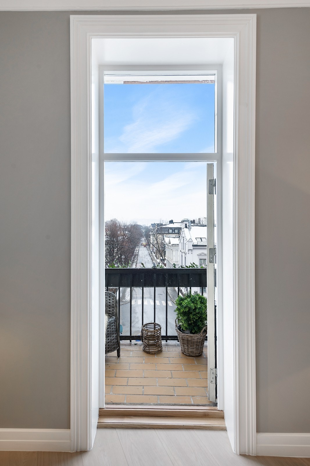 Utgang til balkong Galleribilde