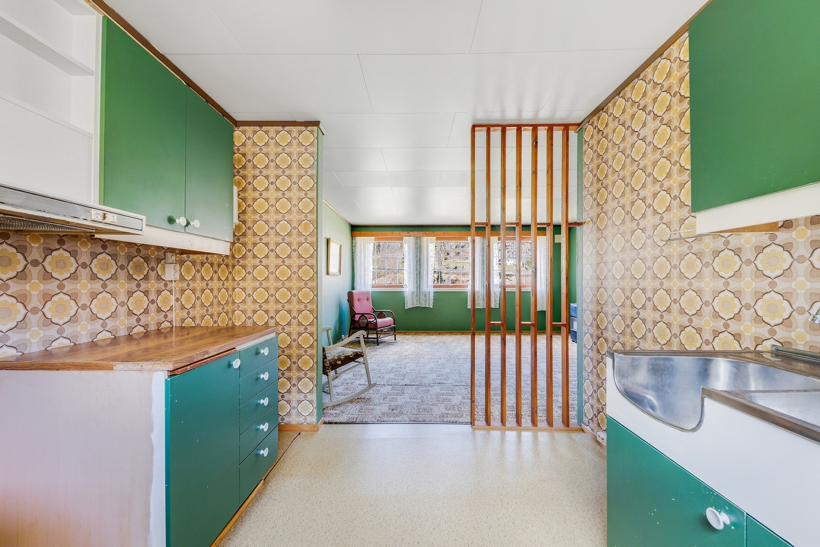 Kjøkken i underetasjen. Galleribilde