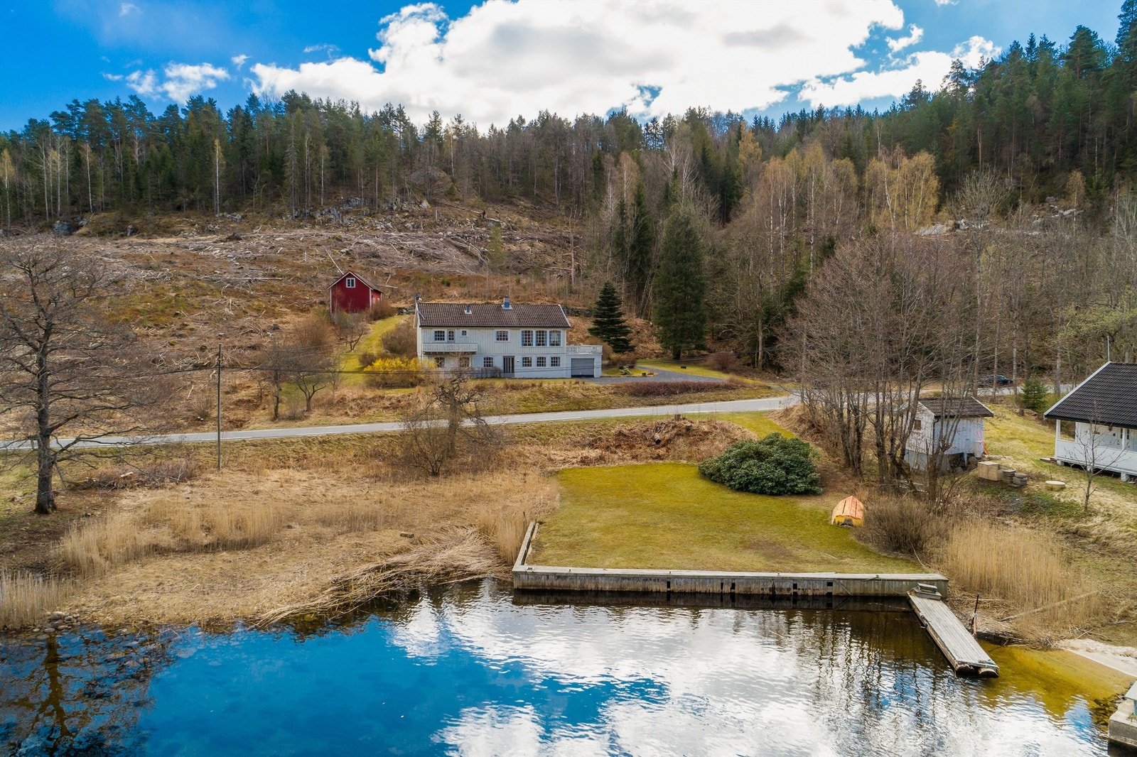 Velkommen til Nævestadveien 76! Galleribilde