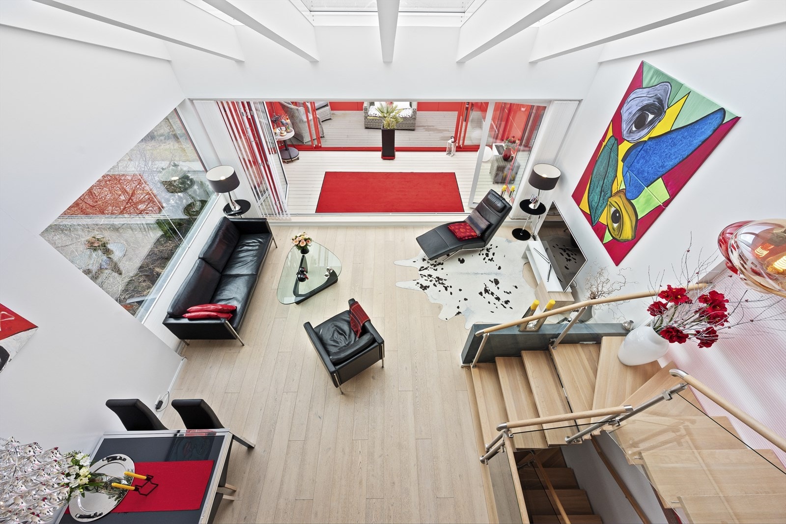 Store takvinduer og foldedører ut mot takterrasse Galleribilde