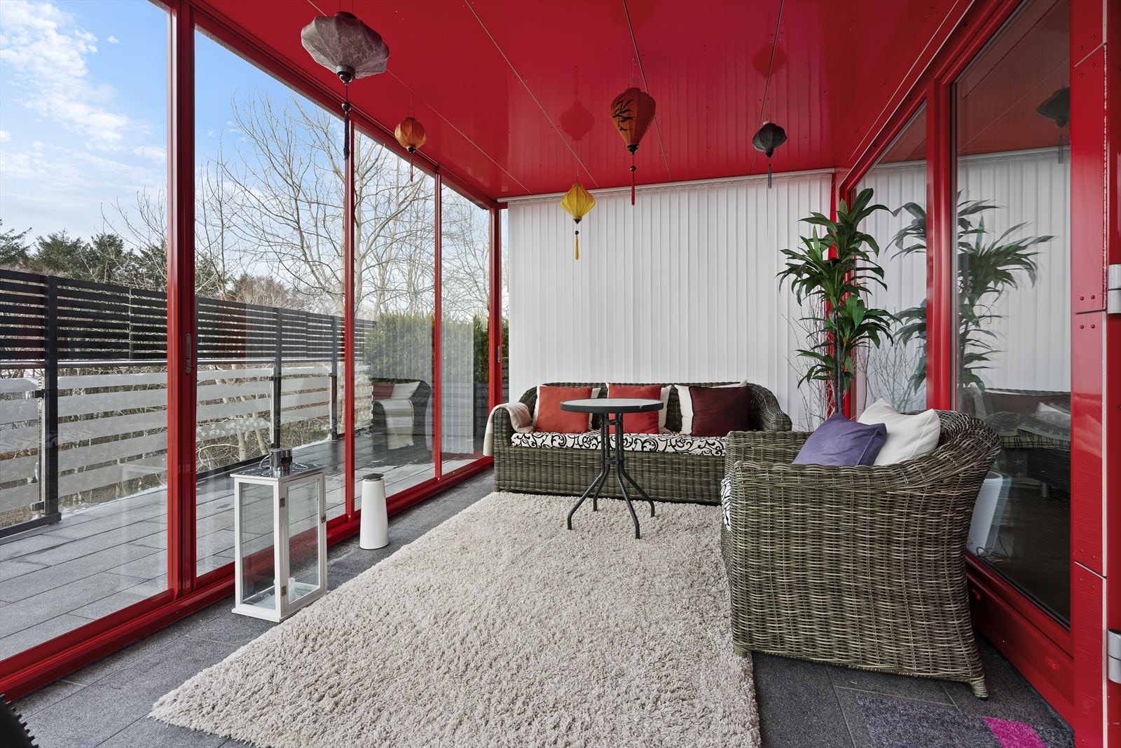 Flere herlige terrasser og uterom Galleribilde