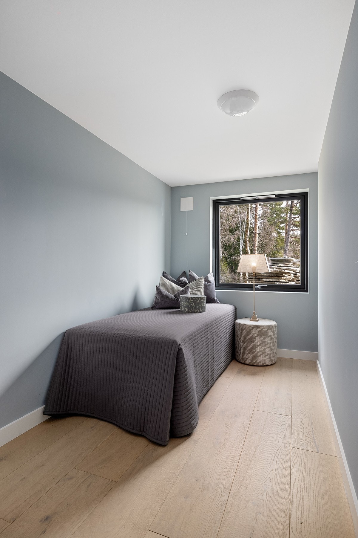 Soverom innenfor kjellerstue. Galleribilde