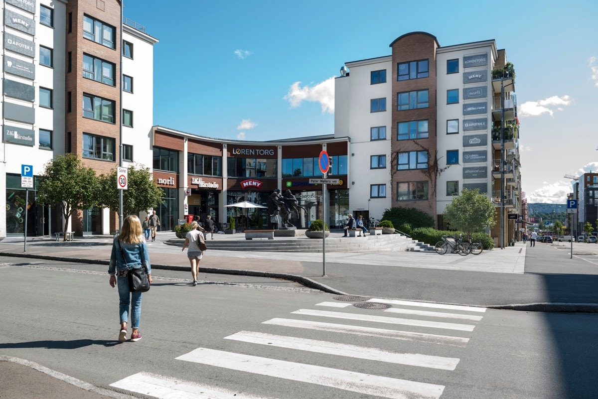 Kort vei til Løren med et rikt utvalg av butikker og servicetilbud Galleribilde