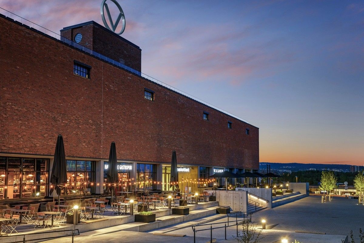 Kjøpsenteret Vinslottet ligger få meter fra leiligheten. Galleribilde