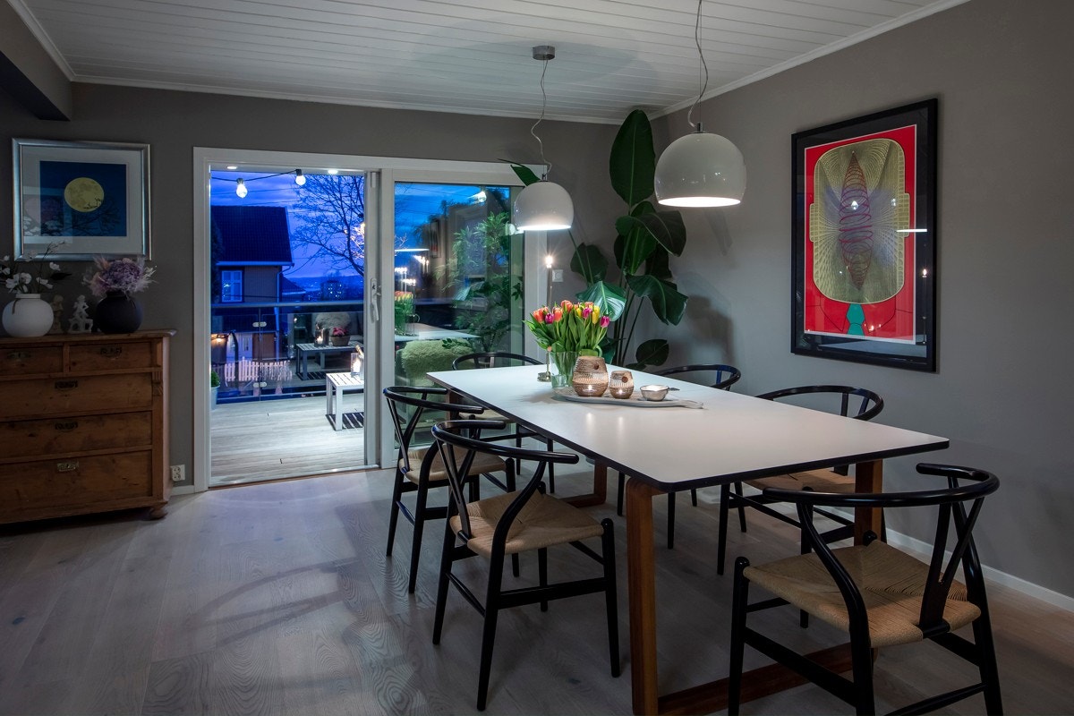 God plass til spisebord Galleribilde