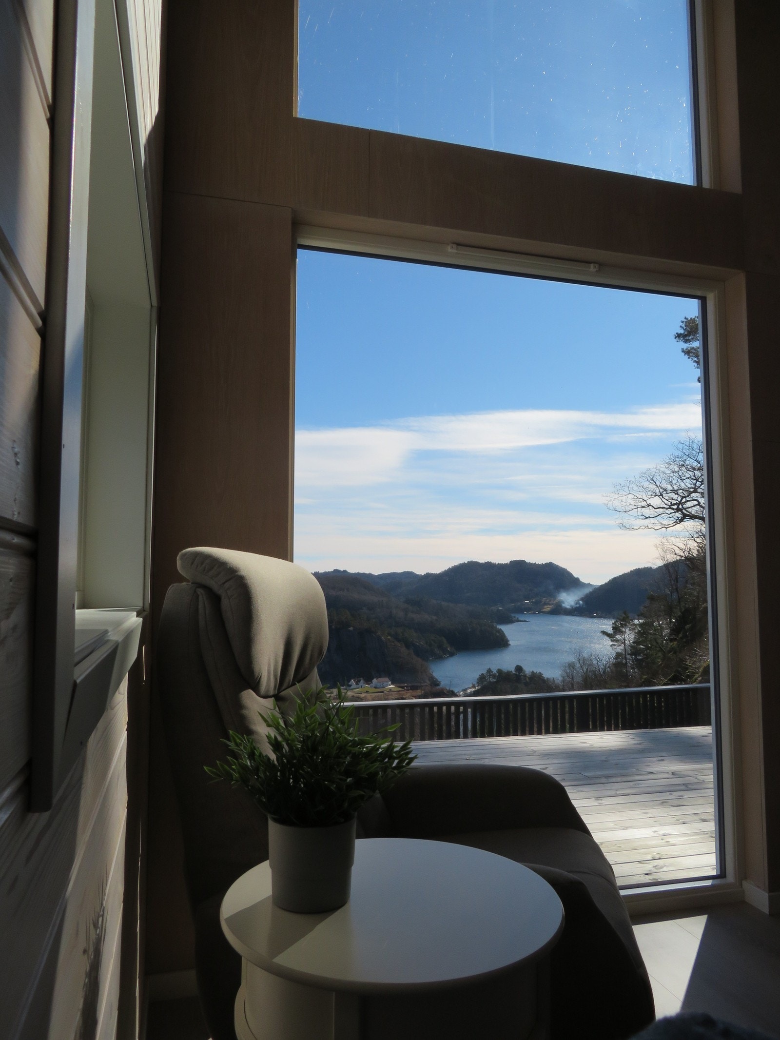 Lesekrok med nydelig utsikt Galleribilde