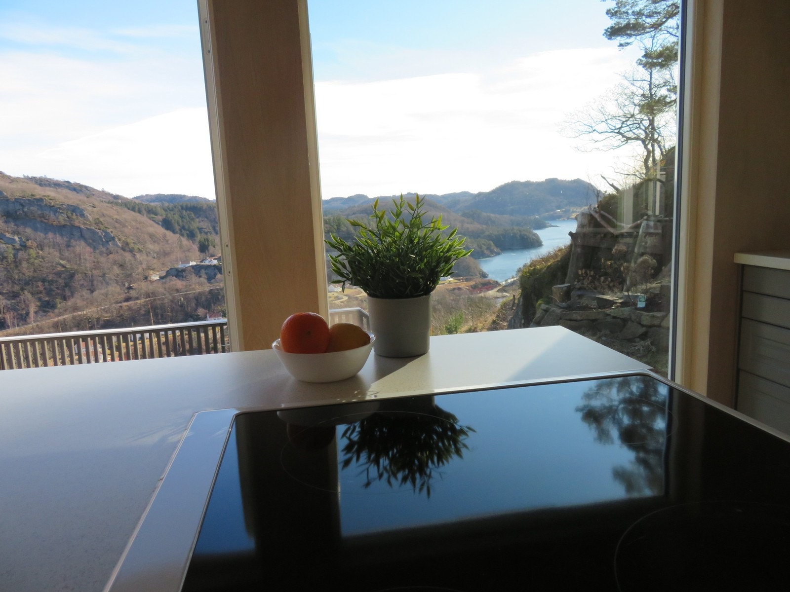 Utsikt fra kjøkkenet Galleribilde