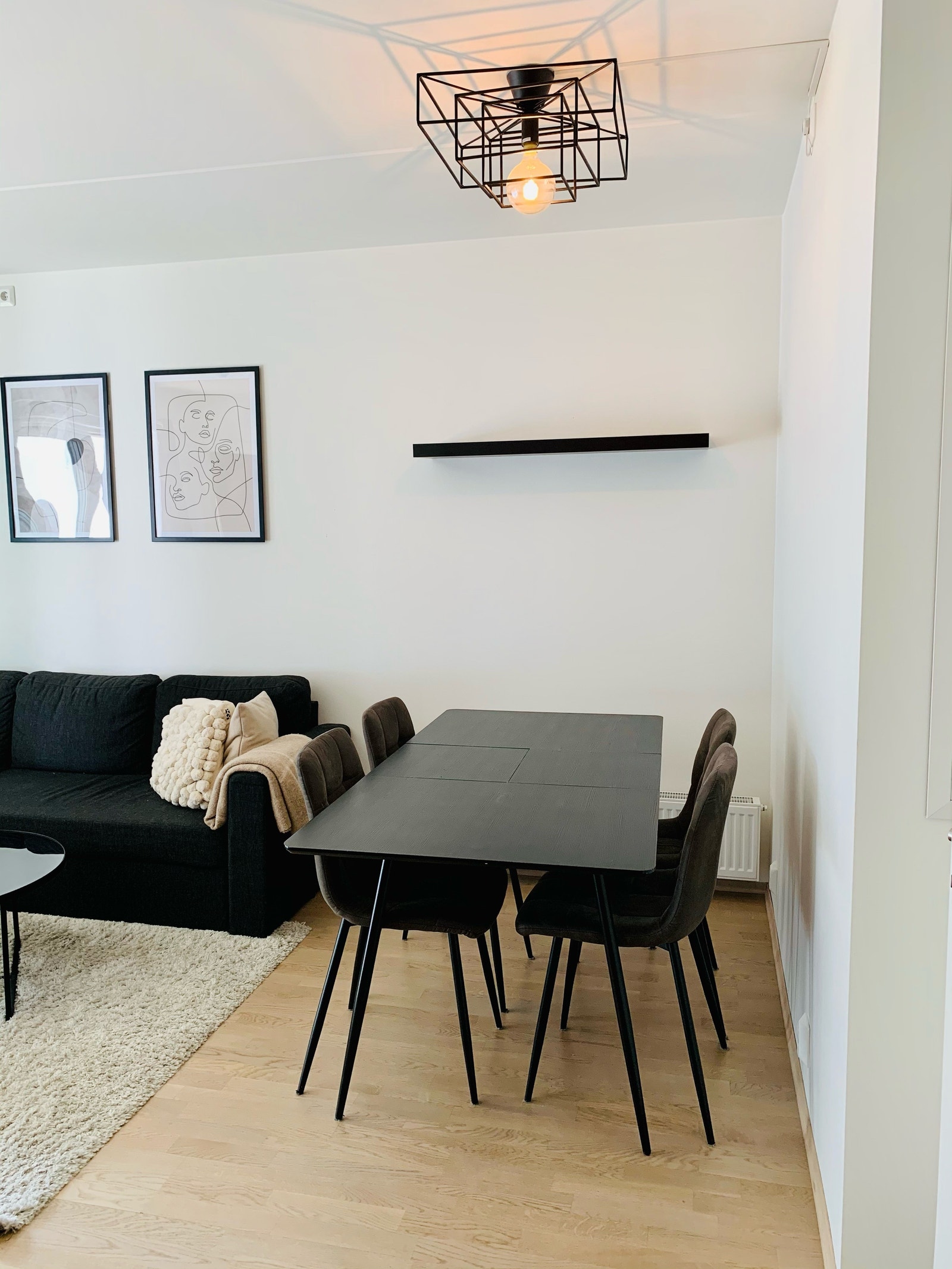 Plass til stort spisebord. Galleribilde